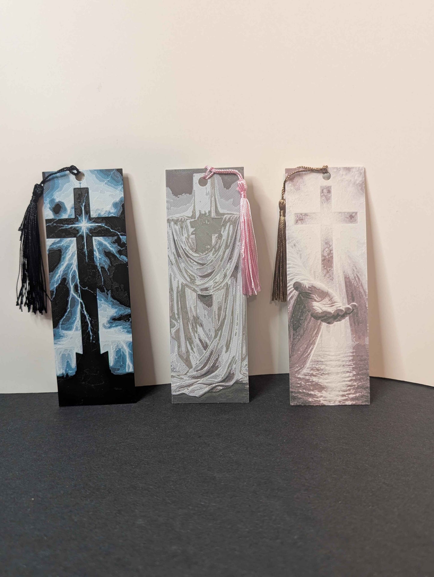 Cross bookmark bundle (Glow in the dark)